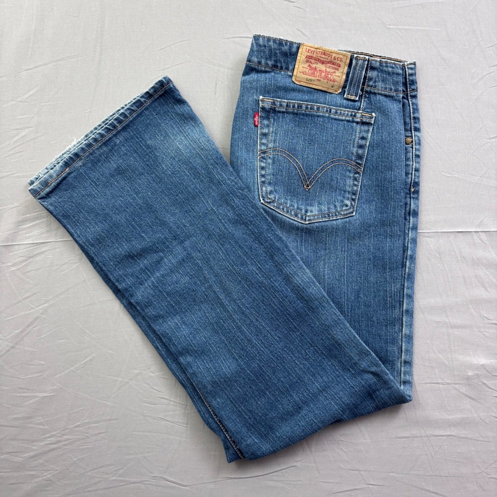 Levis 525 Nouveau Low Boot Cut Jeans Blue Denim Womens 16M Medium Wash